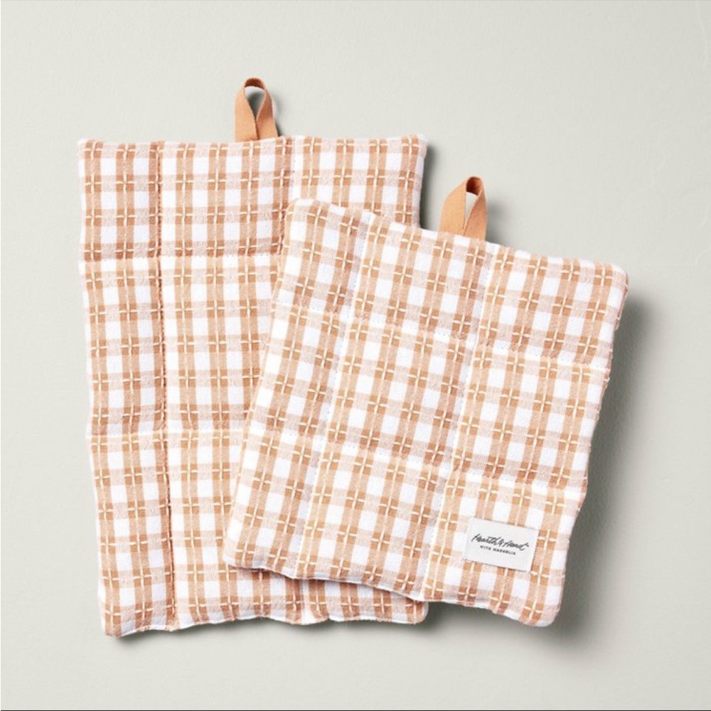 Sold Out Hearth & Hand 2pc Textured Gingham Potholder Set Blush NWT